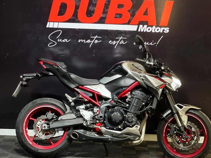KAWASAKI Z 900