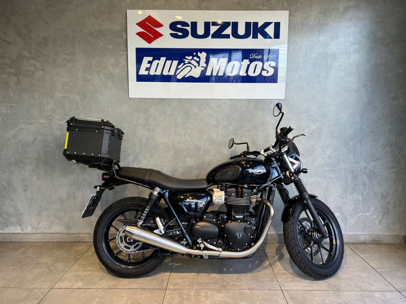 TRIUMPH STREET  TWIN 900cc