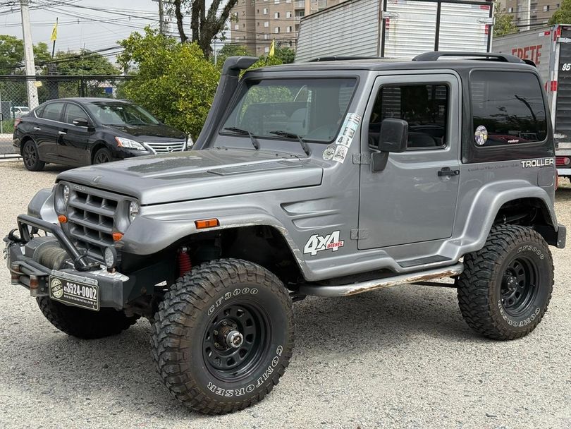 Troller T-4 4x4 2.8 TB Int. Cap. Rígida Diesel