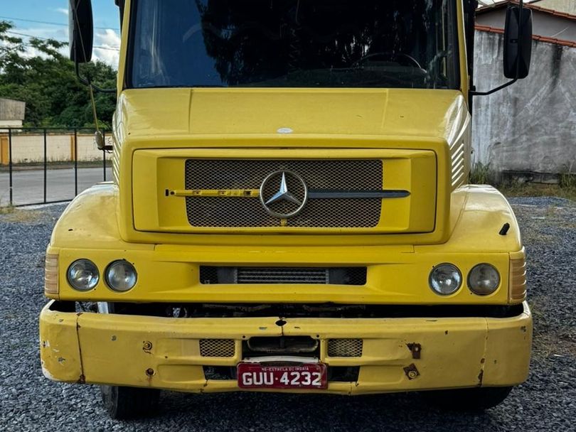 MERCEDES-BENZ L-1620 3-Eixos 2p (diesel)