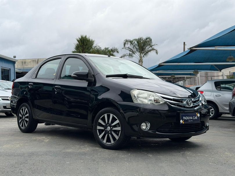 Toyota ETIOS PLATINUM Sed. 1.5 Flex 16V 4p Mec.