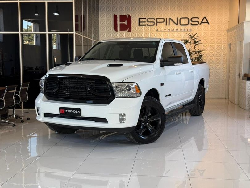 RAM CLASSIC LARAMIE 5.7 CD V8 4X4 Aut.