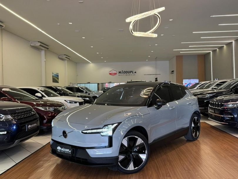 Volvo EX30 E60 Ultra (Elétrico)