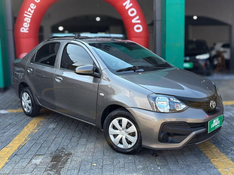 Toyota ETIOS X Sedan 1.5 Flex 16V 4p Mec.