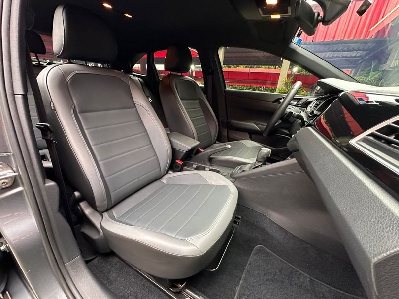 VolksWagen Nivus Highline 1.0 200 TSI Flex Aut.