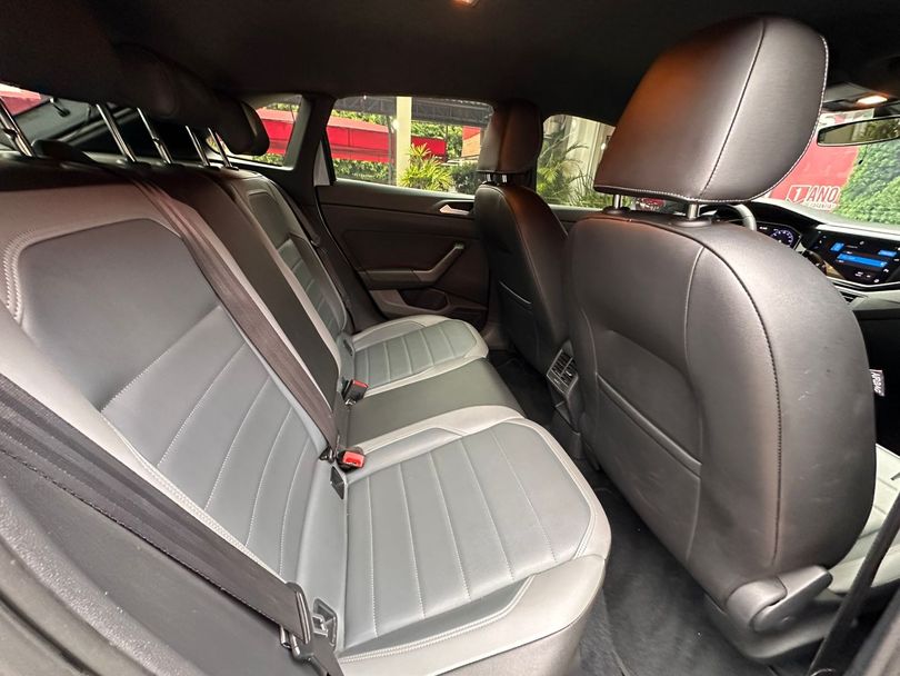 VolksWagen Nivus Highline 1.0 200 TSI Flex Aut.