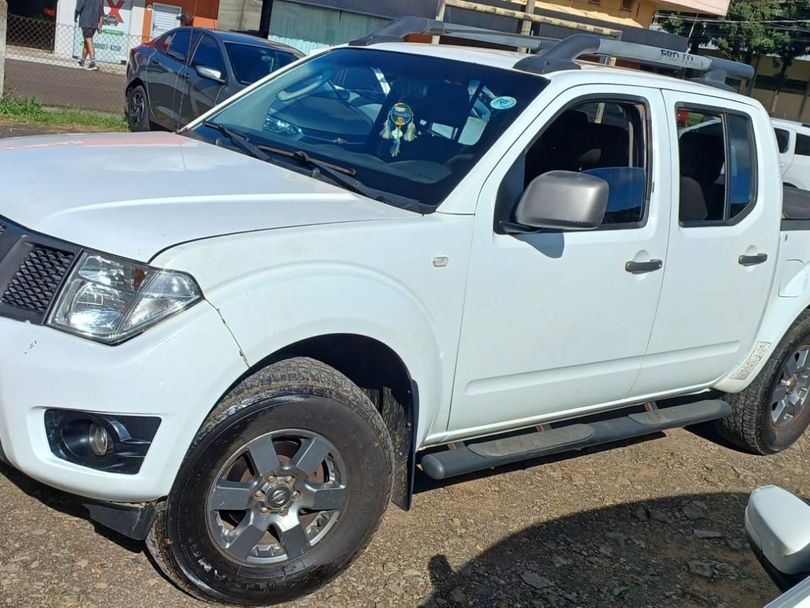 Nissan Frontier SV AT.CD 4x4 2.5 TB Diesel Mec.