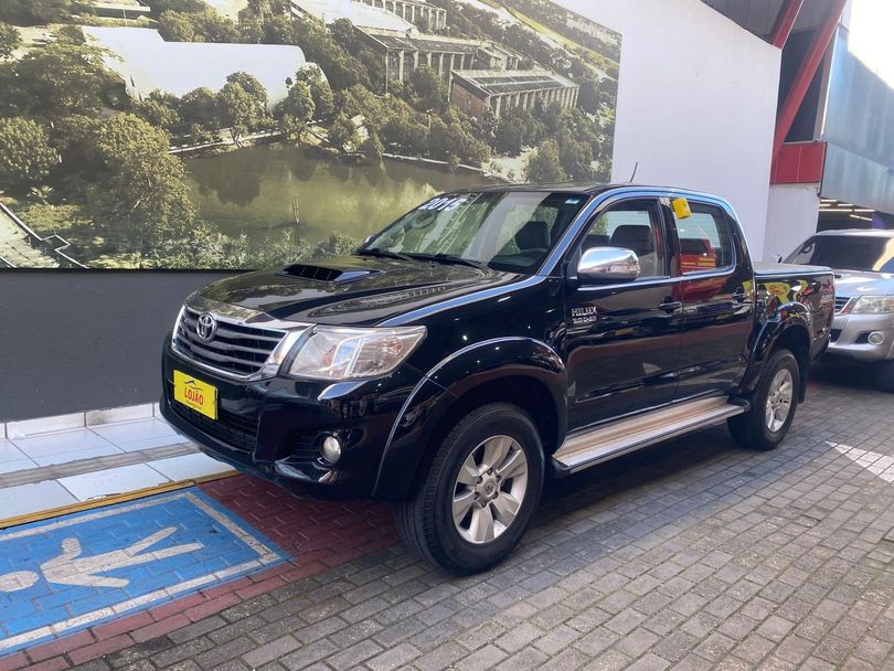 Toyota Hilux CD SRV D4-D 4x4 3.0 TDI Diesel Aut