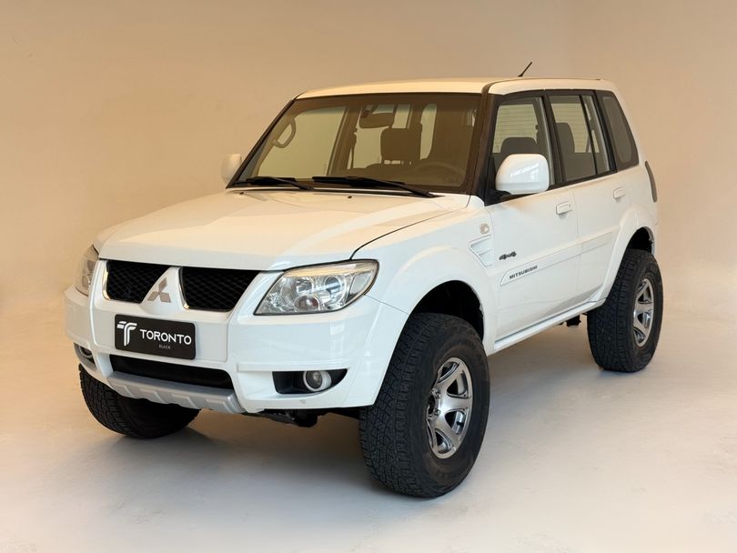Mitsubishi Pajero TR4 2.0/ 2.0 Flex 16V 4x4 Aut.