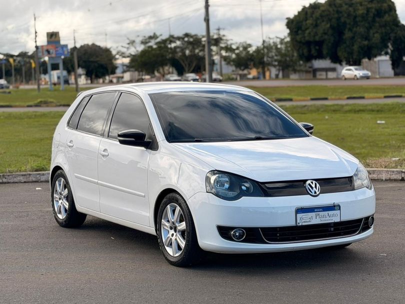 VolksWagen Polo 1.6 E-Flex 8V 5p