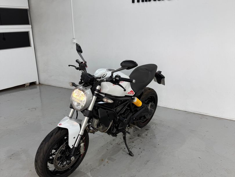 Ducati MONSTER 797