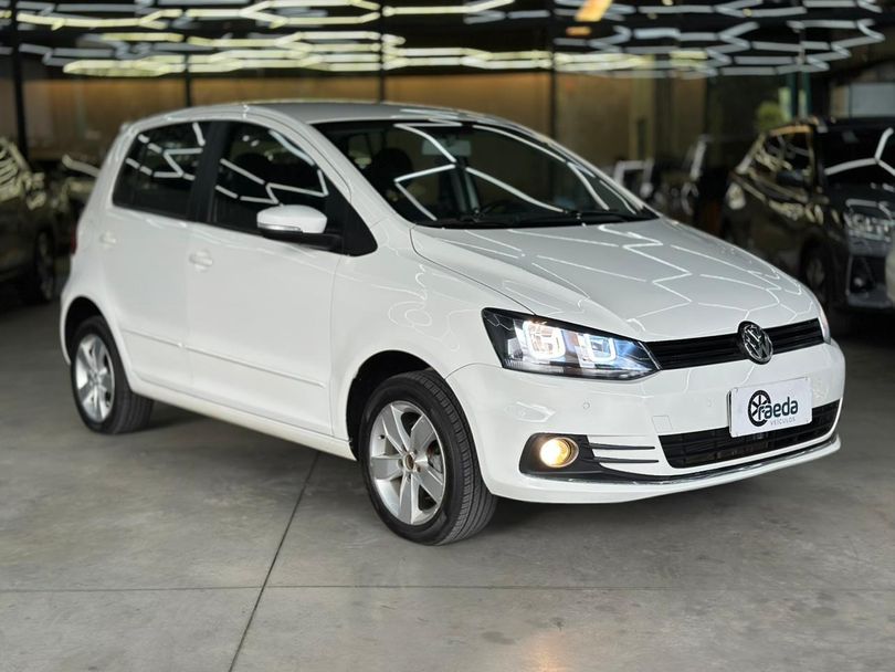 VolksWagen Fox Comfortline 1.0 Flex 12V 5p