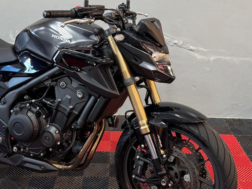 HONDA CB 500F