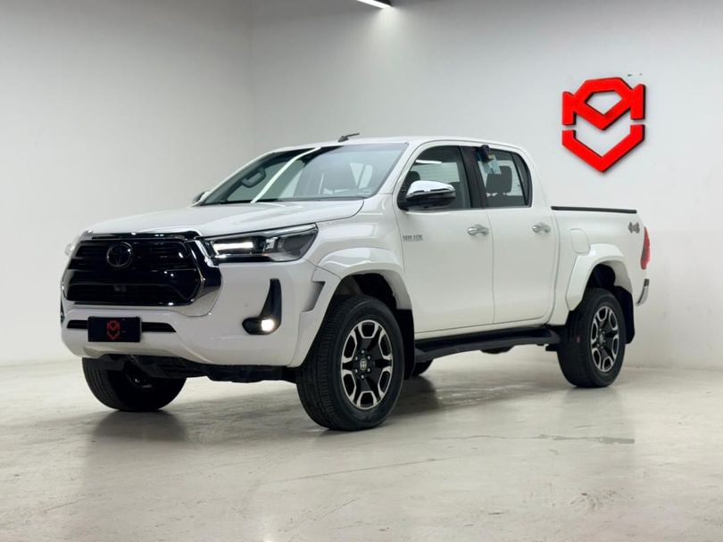 Toyota Hilux CD SRX Plus 4x4 2.8 TDI Die. Aut.