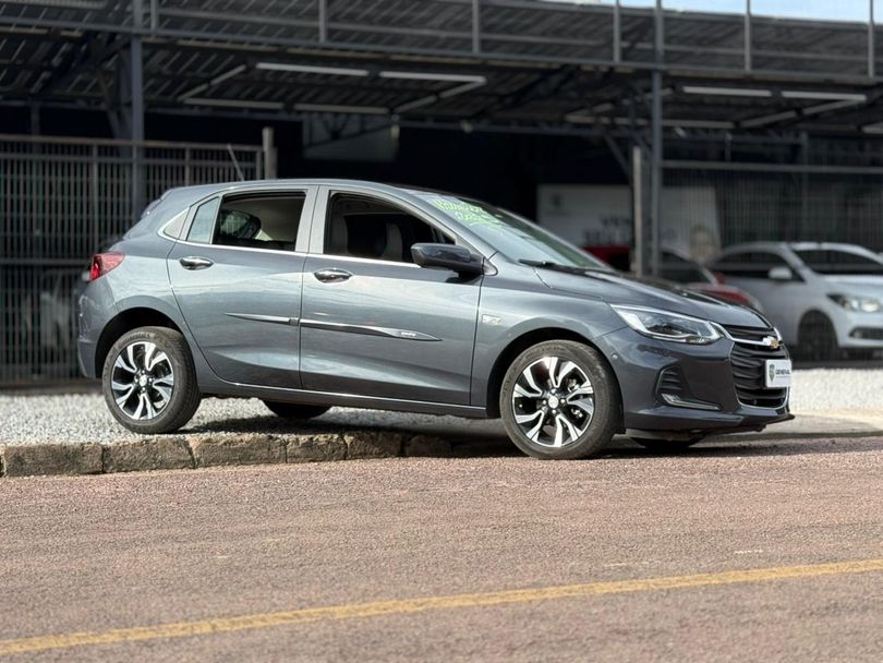 Chevrolet ONIX HATCH PREM. 1.0 12V TB Flex 5p Aut.
