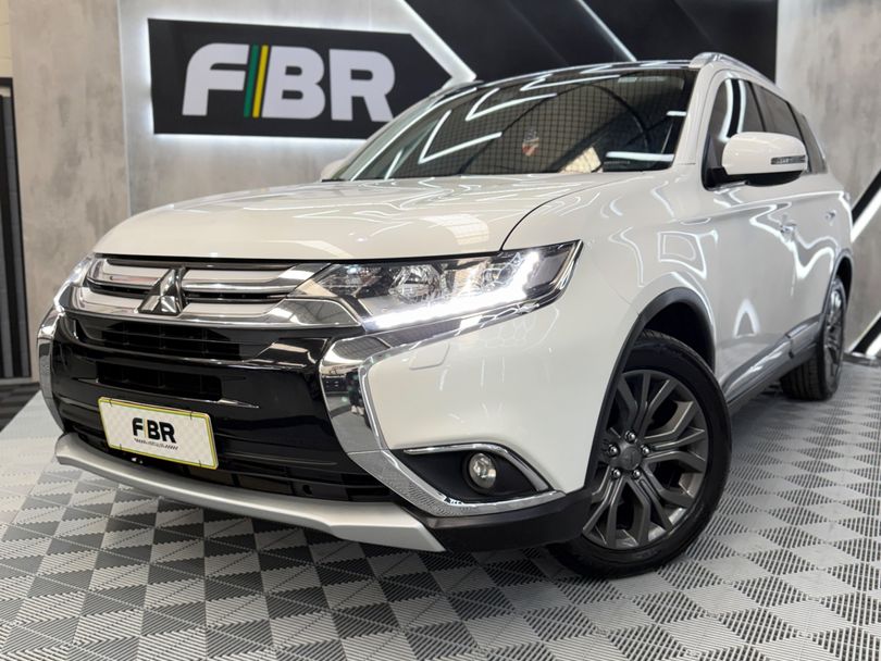 Mitsubishi OUTLANDER 2.2 165cv Diesel Aut.