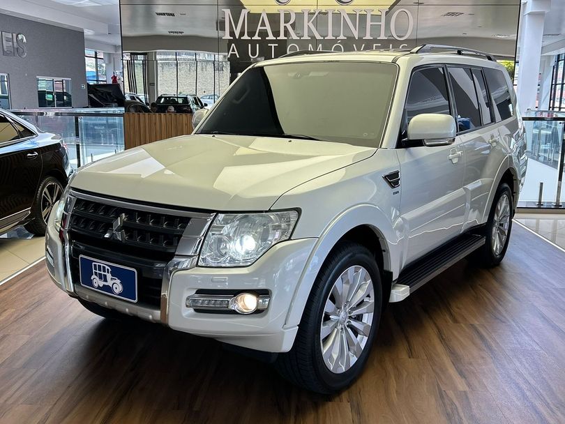 Mitsubishi Pajero HPE Full 3.2 4x4 T.I.Dies. 5p Aut