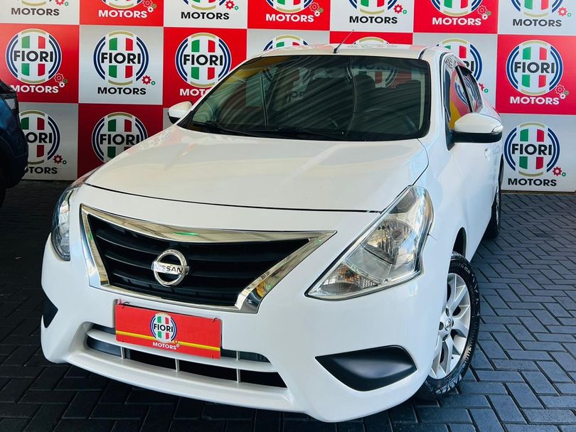 Nissan VERSA SV 1.6 16V FlexStart 4p Aut.