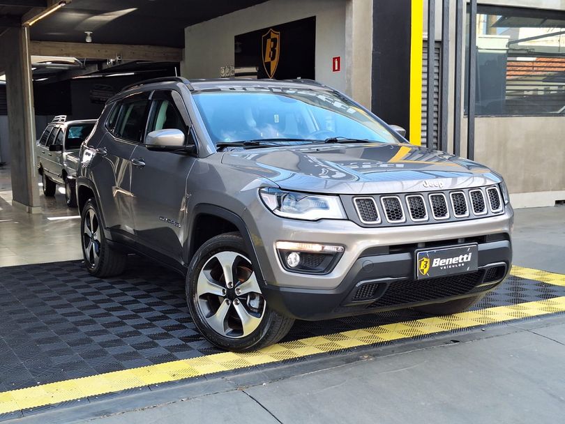 Jeep COMPASS LONGITUDE 2.0 4x4 Dies. 16V Aut.