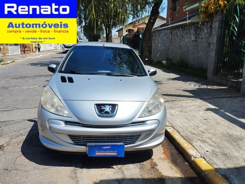 Peugeot 207 XR 1.4 Flex 8V 3p