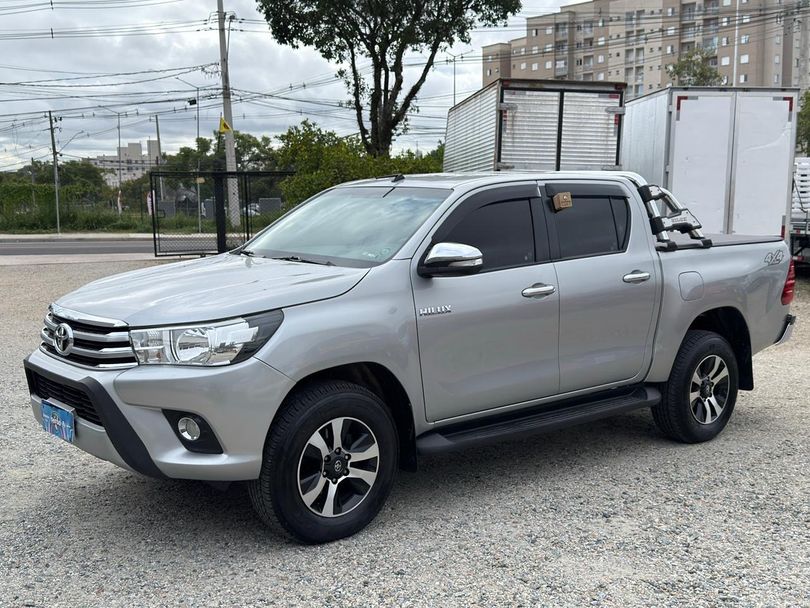 Toyota Hilux CD SRV 4x4 2.8 TDI Diesel Aut.