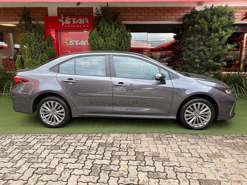 Toyota Corolla XEi 2.0 Flex 16V Aut.