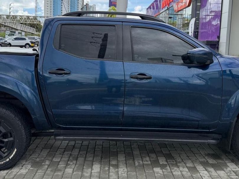 Nissan Frontier PLATI. CD  2.3 Bi-TB Dies.Aut.