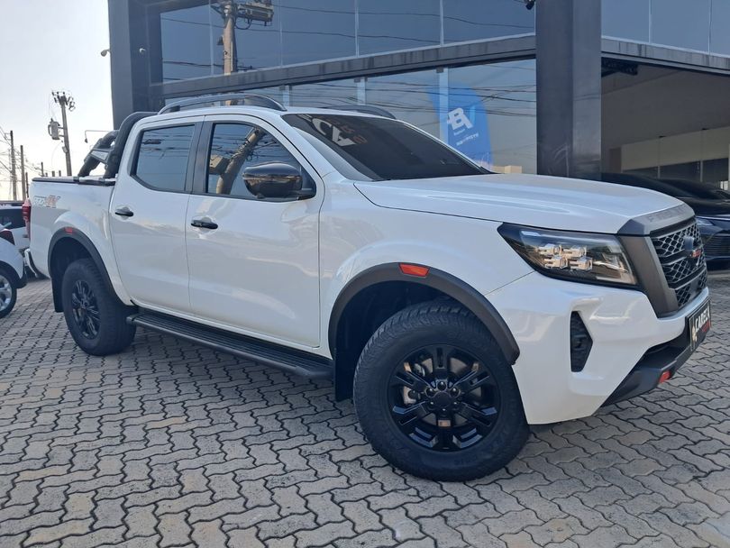 Nissan Frontier PRO4X CD 4x4 2.3 Bi-TB Die. Aut