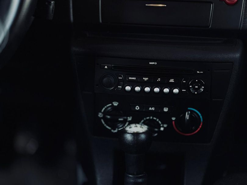 Citroën C4 GLX 1.6 Flex 16V 5p Mec.