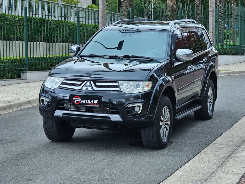 Mitsubishi Pajero HPE Full 3.2 4x4 T.I.Dies. 5p Aut