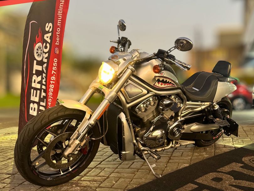 Harley V-ROD 10th ANNIVERSARY EDITION VRSCDX