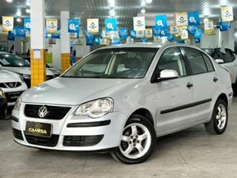 VolksWagen Polo Sedan 1.6 Mi Total Flex 8V 4p