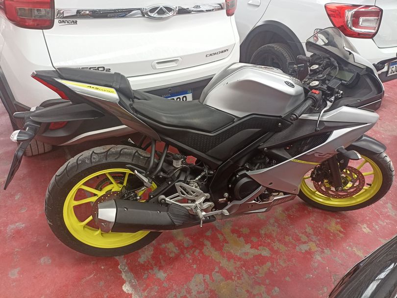 YAMAHA YZF R-15 155 ABS