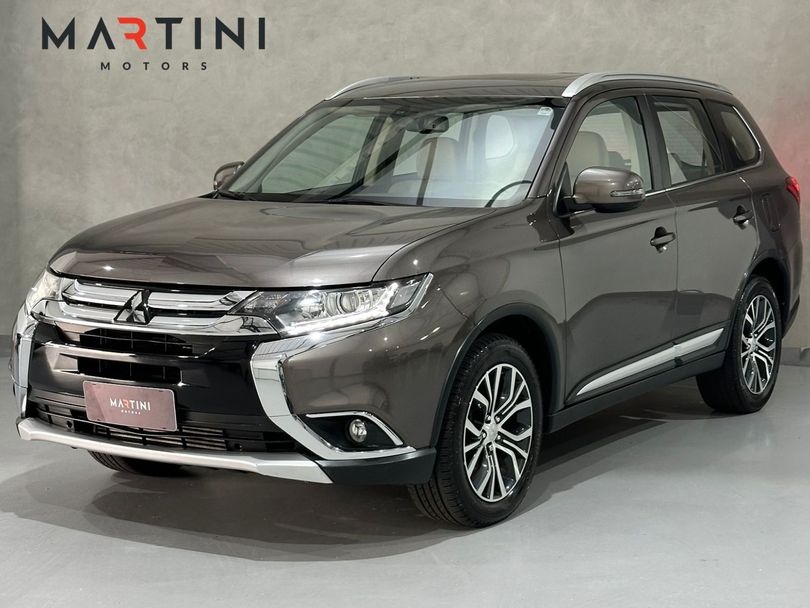 Mitsubishi OUTLANDER 2.2 165cv Diesel Aut.