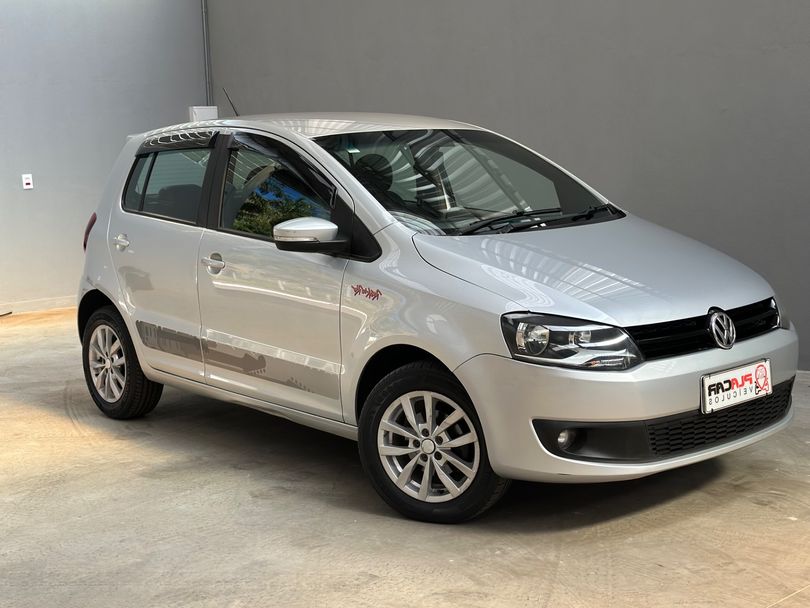 VolksWagen Fox Rock in Rio 1.6 Mi Total Flex 8V 5p