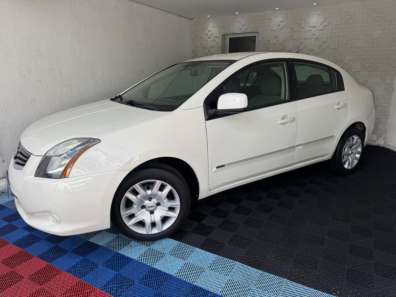 Nissan Sentra S 2.0/ 2.0 Flex Fuel 16V Aut.