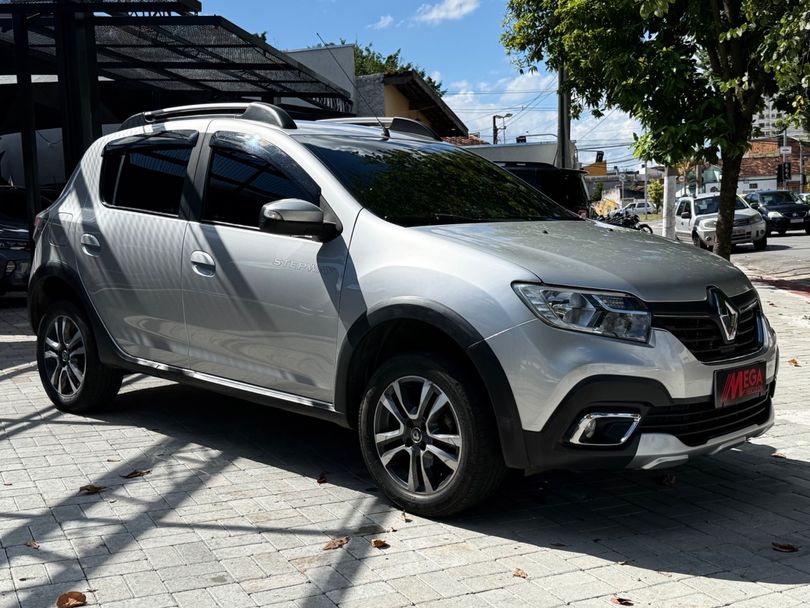 Renault SANDERO Intense Flex 1.6 16V 5p Aut.