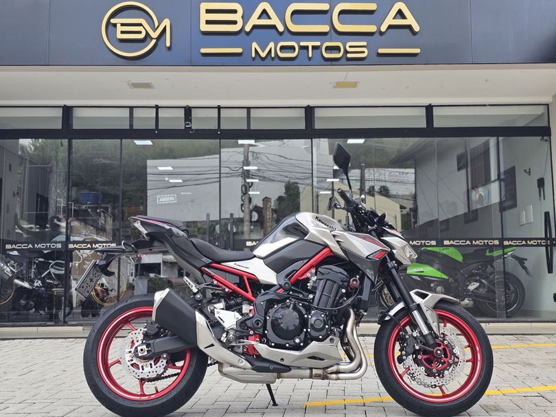 KAWASAKI Z 900