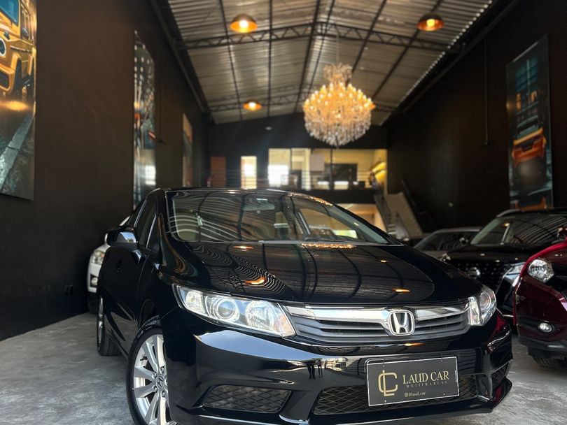 Honda Civic Sedan LXS 1.8/1.8 Flex 16V Mec. 4p
