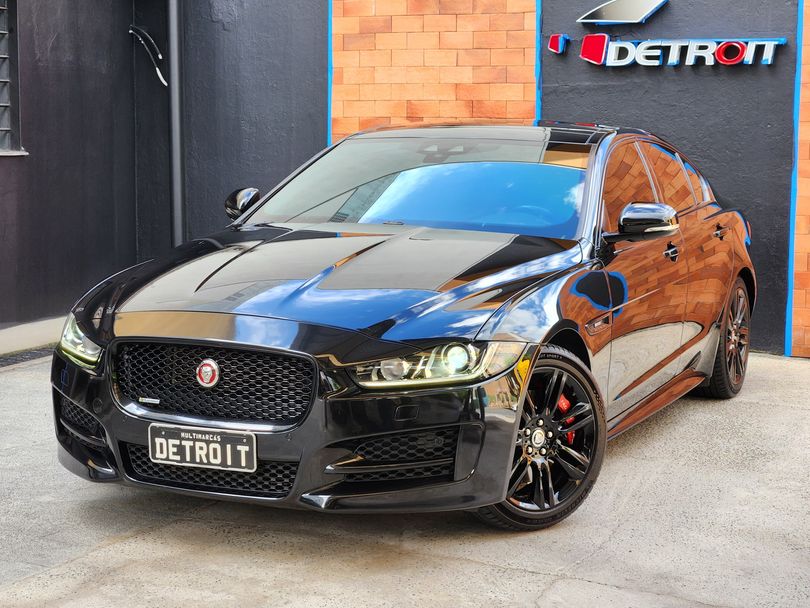 Jaguar XE 2.0 Turbocharged R-Sport Aut.