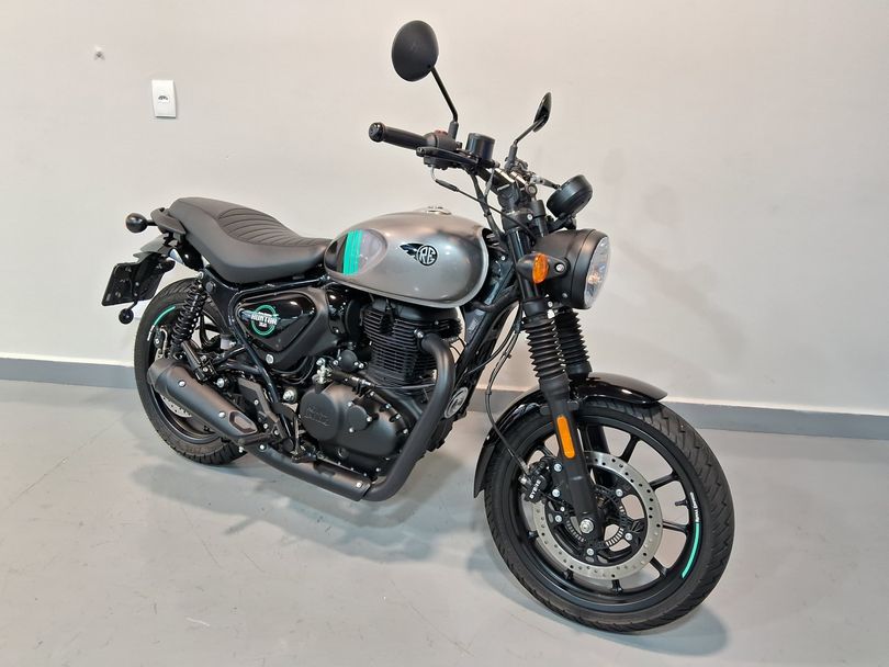 Royal Enfield Hunter 350 Rebel
