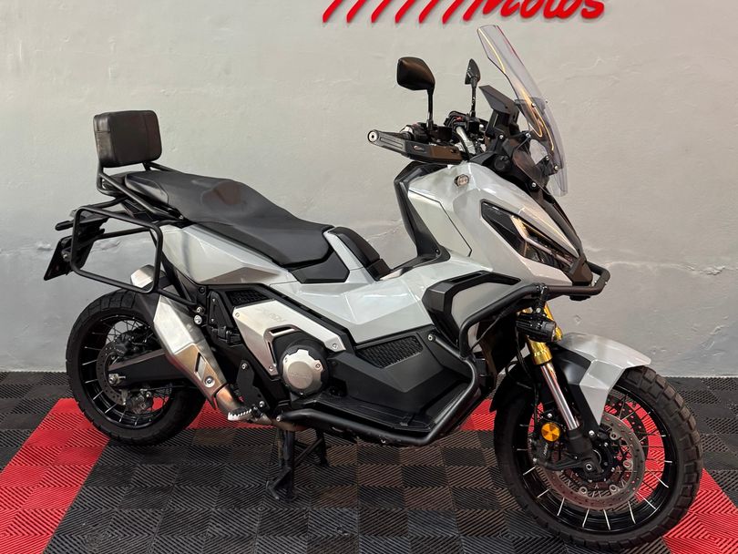 HONDA X-ADV 745cc