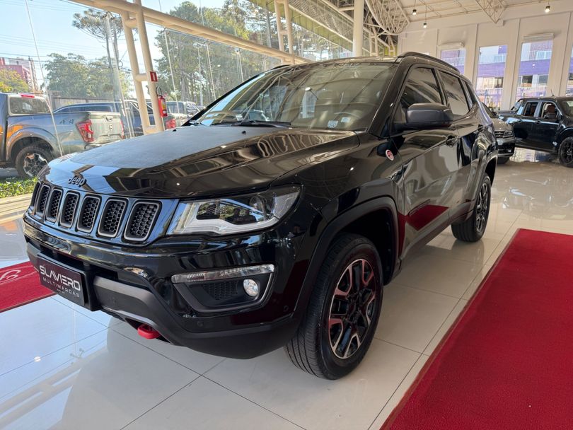Jeep COMPASS TRAILHAWK 2.0 4x4 Dies. 16V Aut.