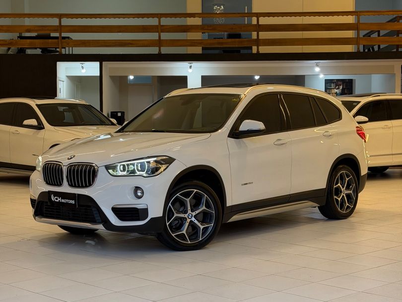 BMW X1 SDRIVE 20i X-Line 2.0 TB Active Flex