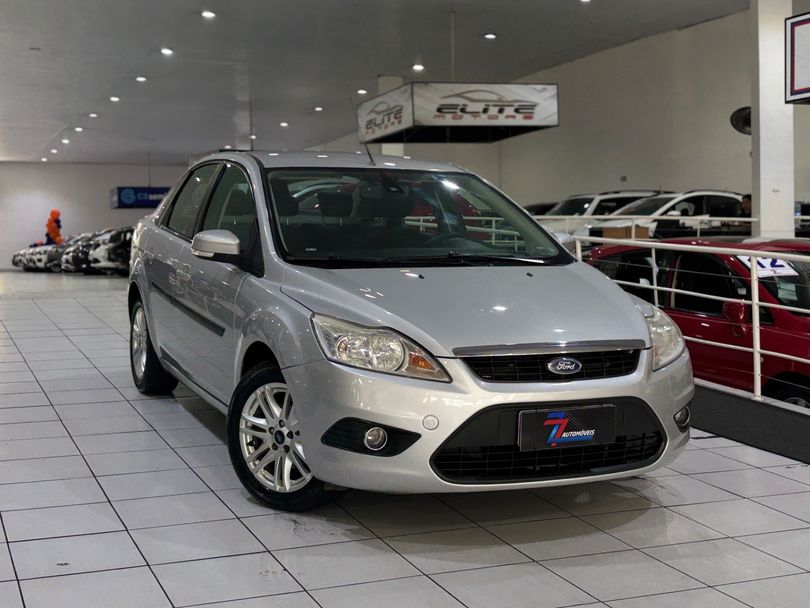 Ford Focus Sedan 2.0 16V/2.0 16V Flex 4p Aut.