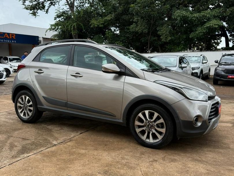Hyundai HB20X Style 1.6 Flex 16v Mec.