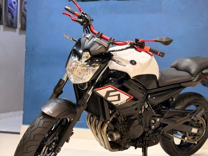 YAMAHA XJ6 N SP