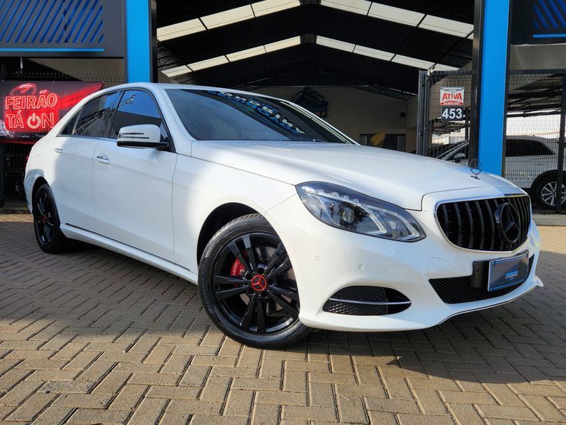 Mercedes E-250 CGI Avantgarde 2.0 TB 211cv Aut.