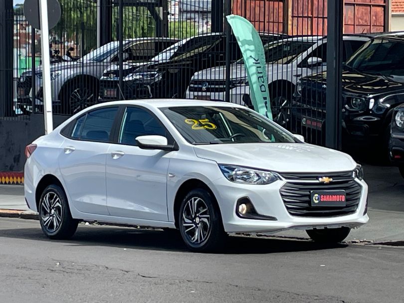 Chevrolet ONIX SEDAN Plus LT 1.0 12V Flex 4p Mec.