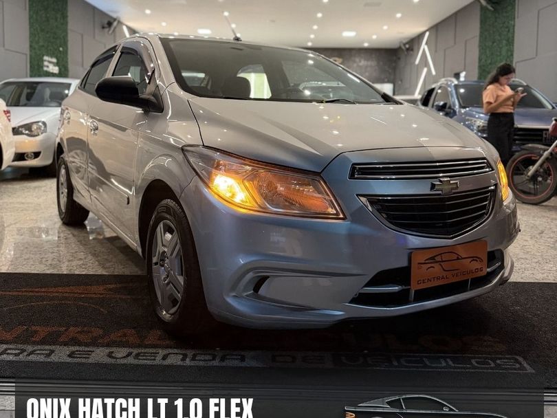 Chevrolet ONIX HATCH LT 1.0 8V FlexPower 5p Mec.
